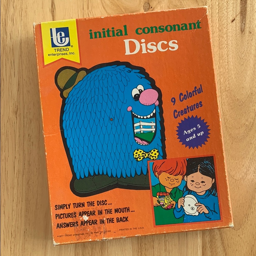 Trend enterprises. Vintage teaching supplies initial consonant discs 1977